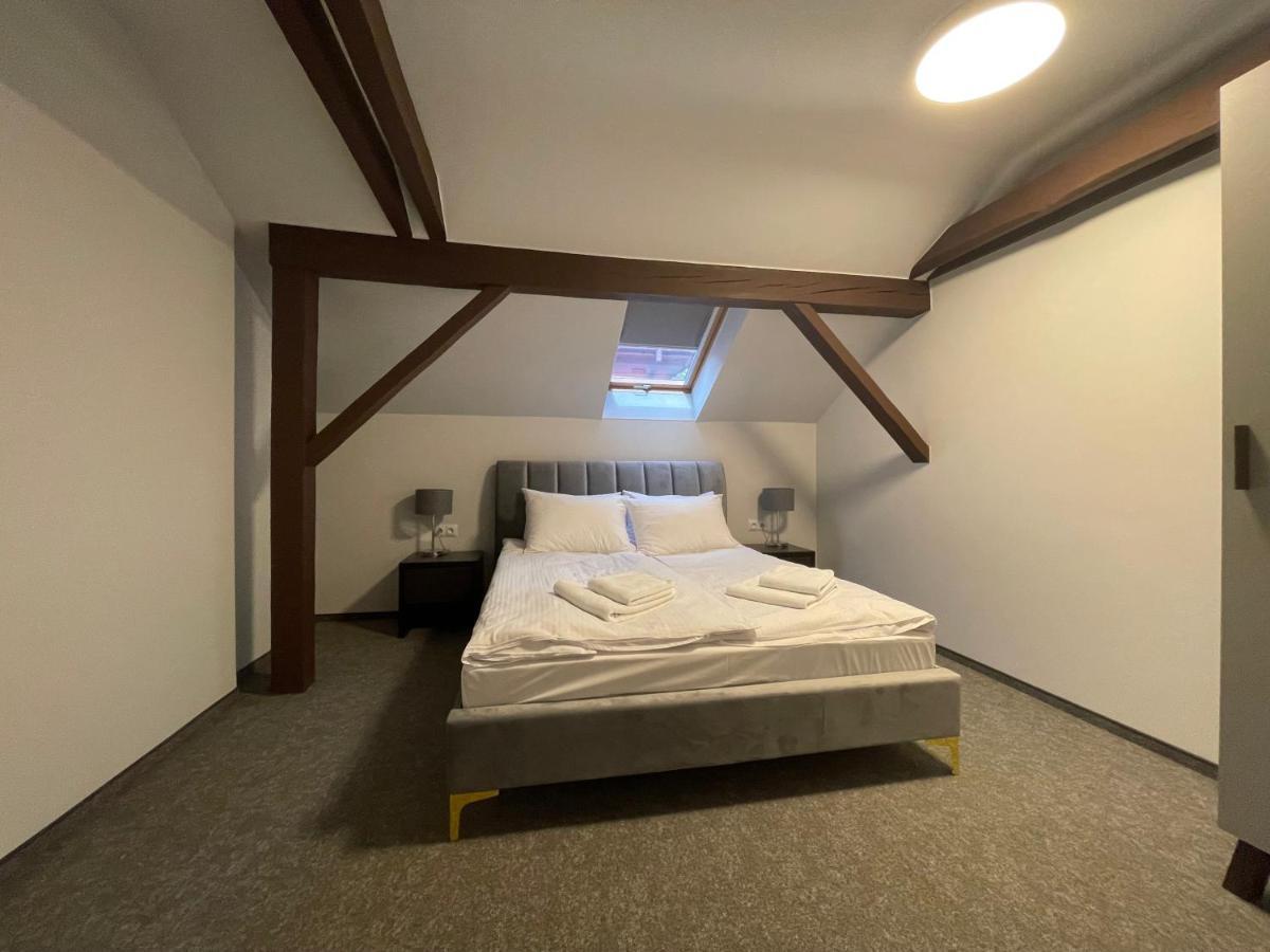 Hotel Red Ostrowiec Świętokrzyski 外观 照片