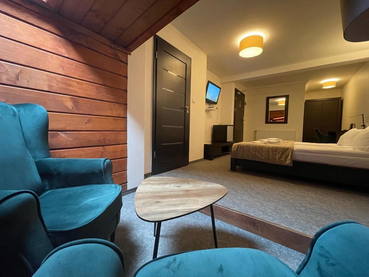 Hotel Red Ostrowiec Świętokrzyski 外观 照片