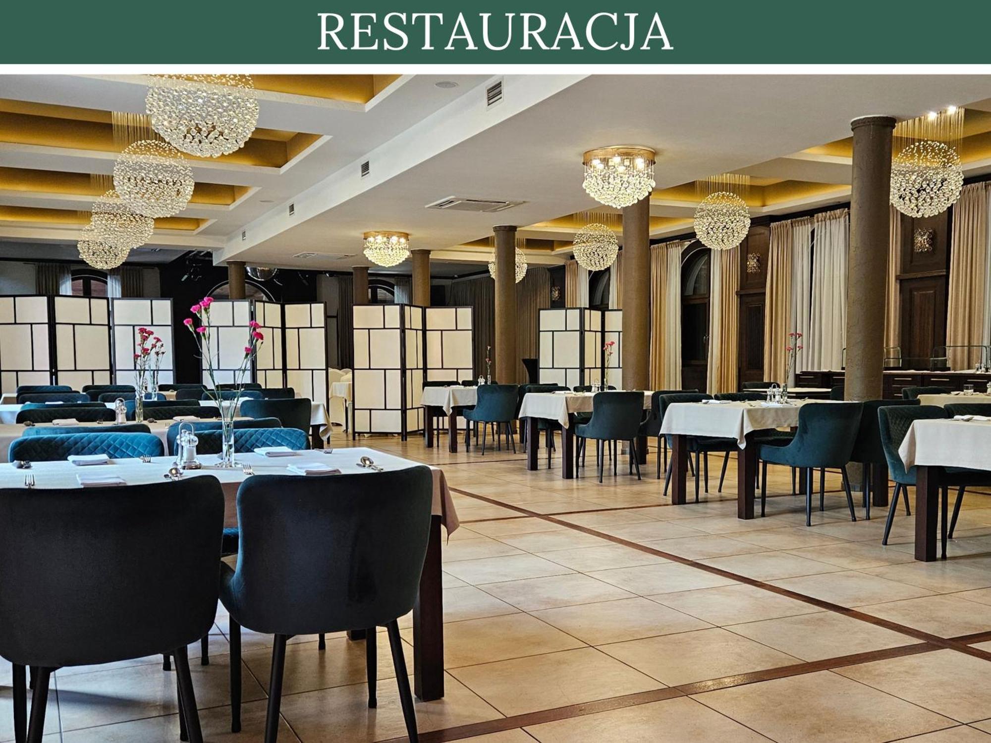 Hotel Red Ostrowiec Świętokrzyski 外观 照片