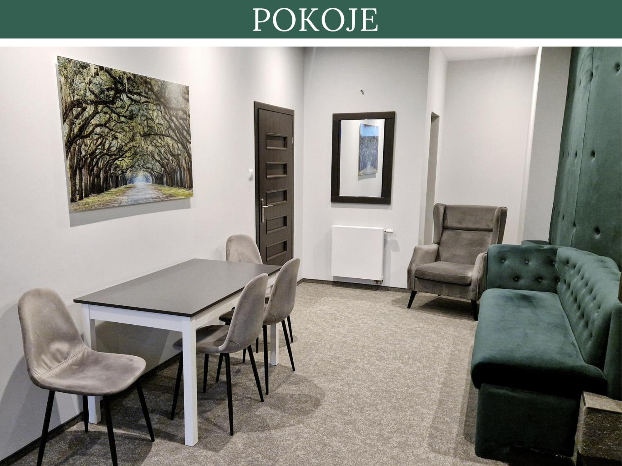 Hotel Red Ostrowiec Świętokrzyski 外观 照片